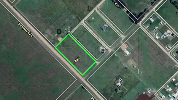Lote en AV. Pueyrredon