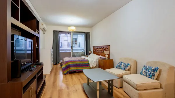 Departamento en Julio Roca 700