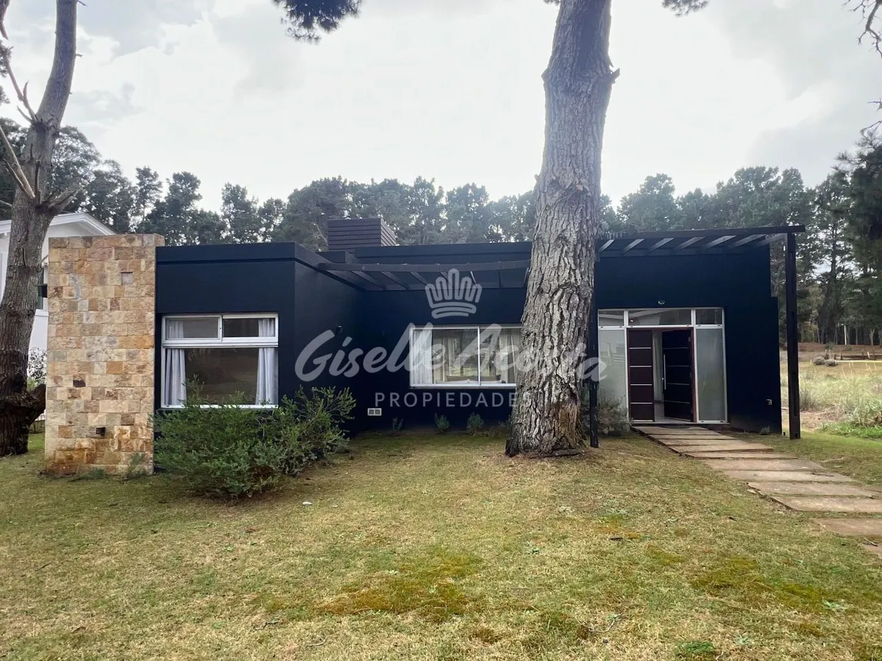 Casa en SENDEROS III 300