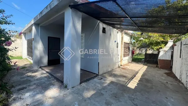 Casa en LA YERRA 4800