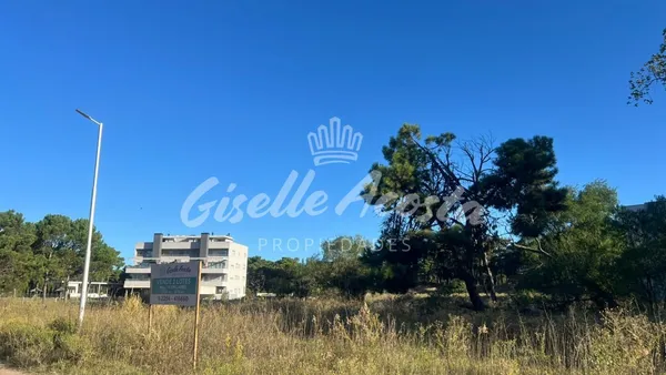 Lote en Nayades I Mza 13 100