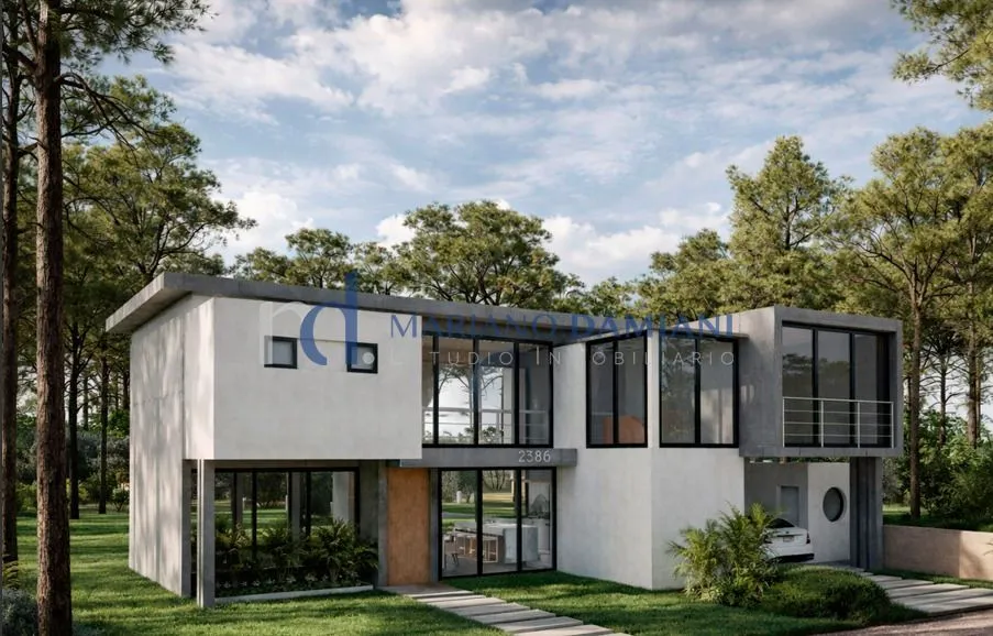 Casa en Pioneros 2300