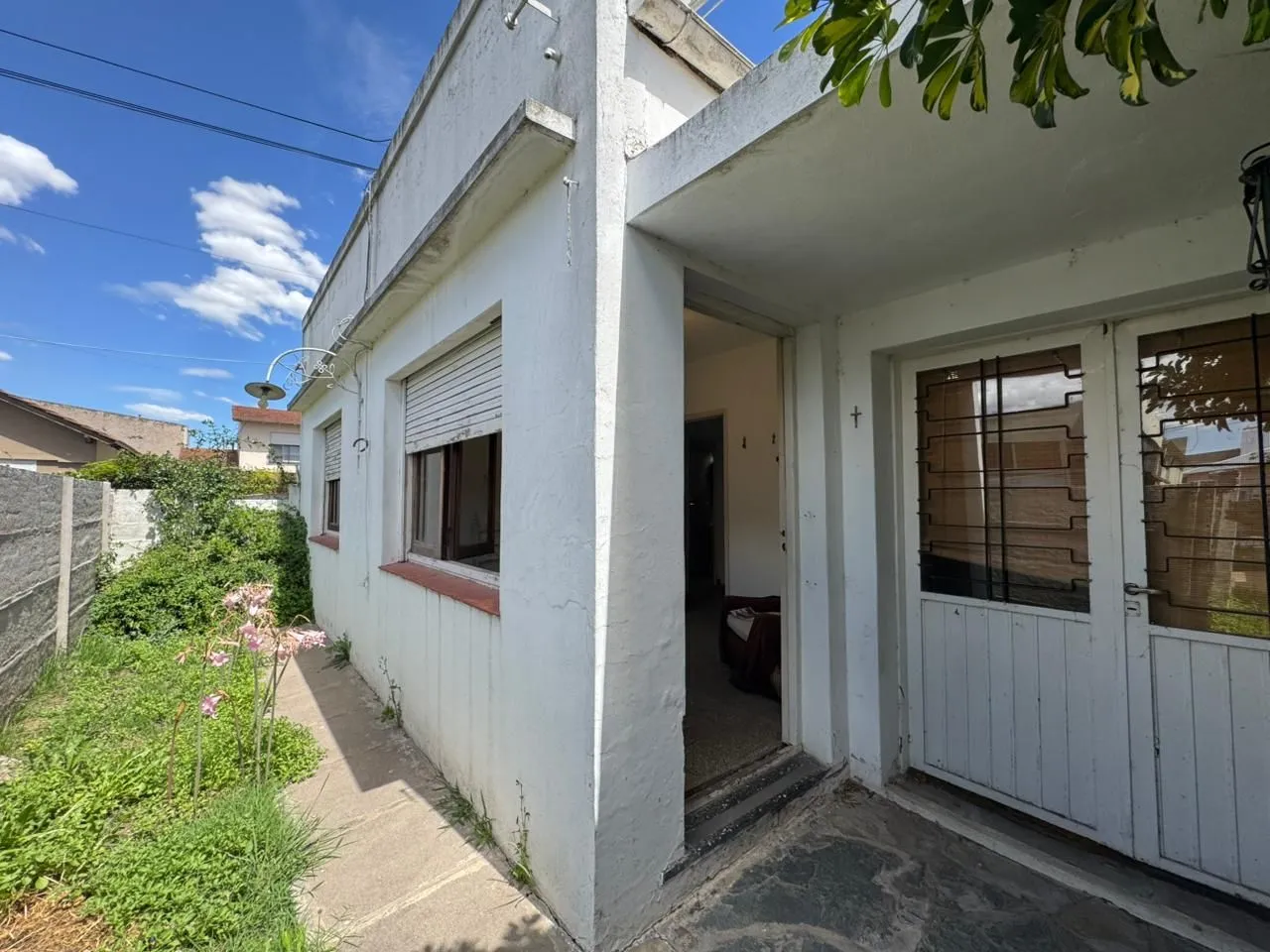 Casa en ROCA 300