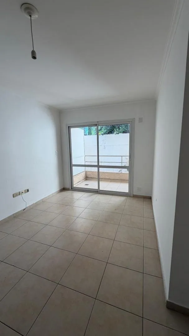Departamento en Félix Frías 200