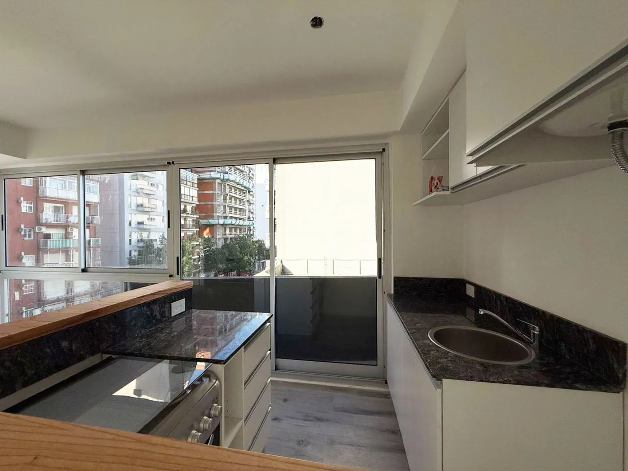 Departamento en Av. Independenci 2600