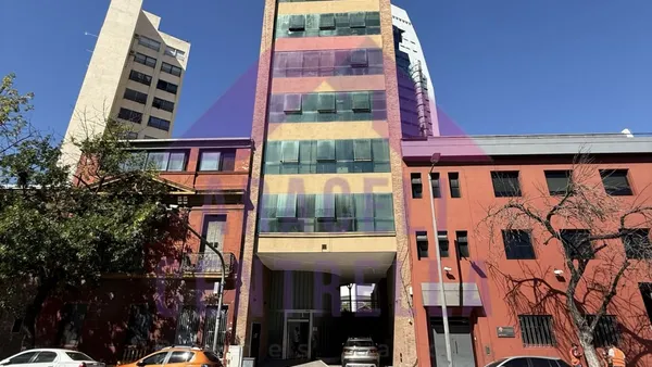 Edificio en huergo 1400