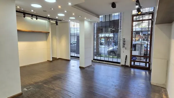 Local Comercial en gorriti 100