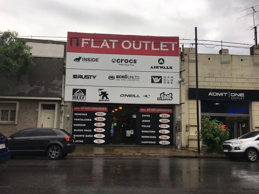 Local Comercial en Gral. Herrera 1700