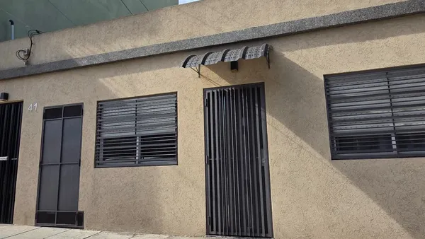 Departamento en CONSTITUYENTES 100