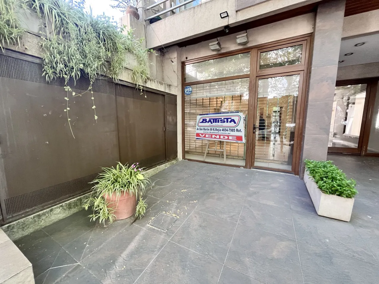 Local Comercial en ESPORA 100
