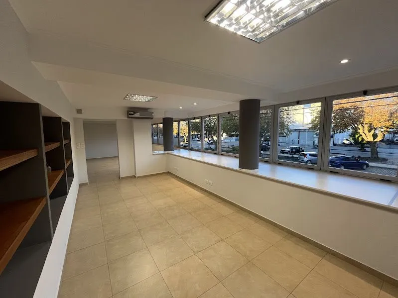 Oficina en Av. Chaves 300