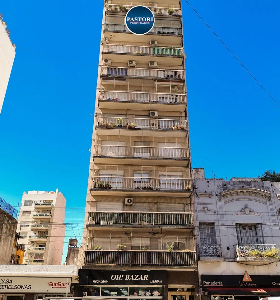 Departamento en Av. Corrientes 5800