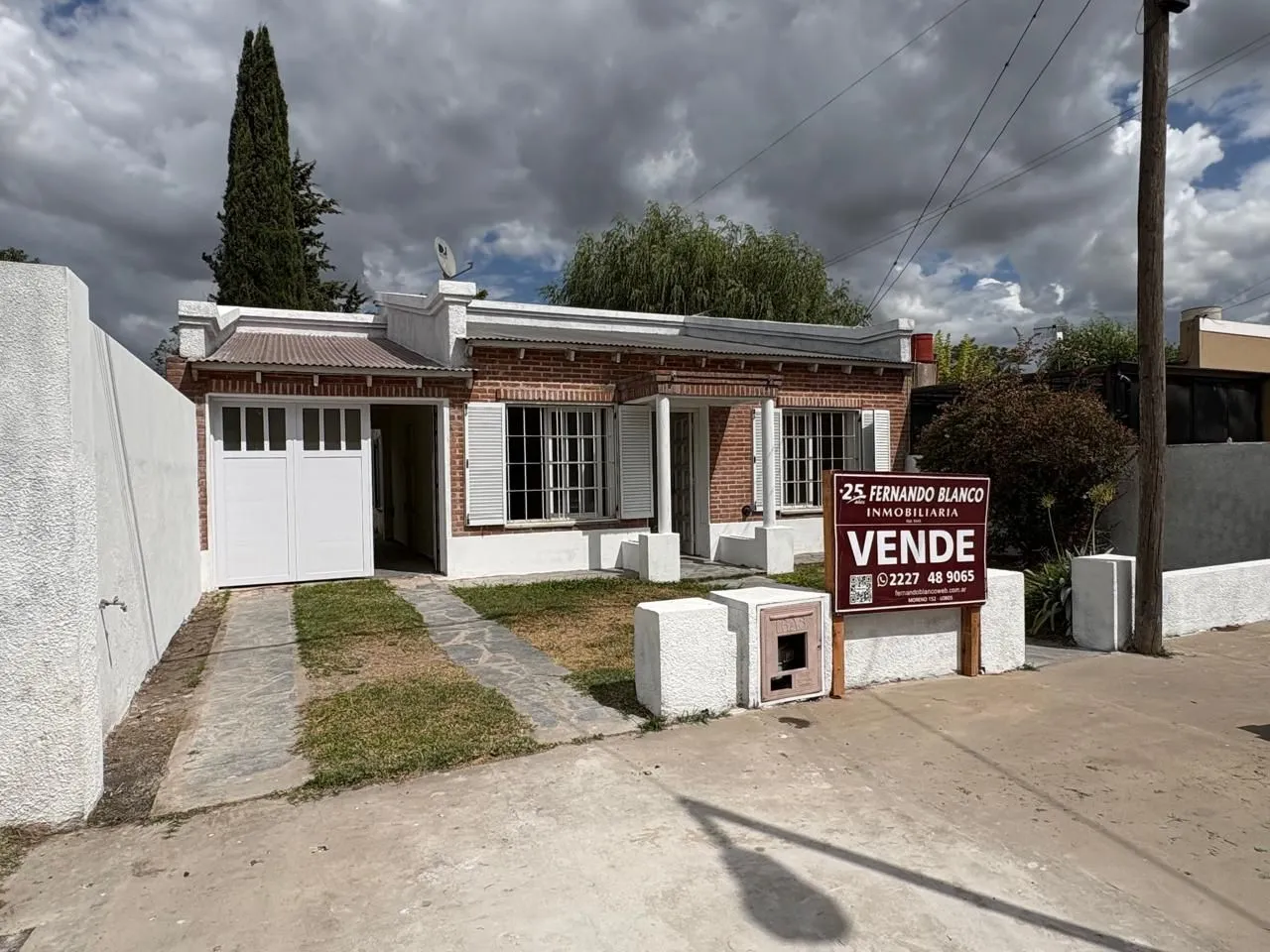 Casa en LEVENE 400