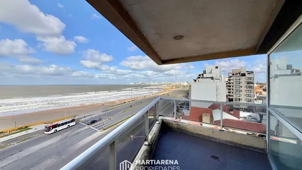 Departamento en Félix U. Camet 1600