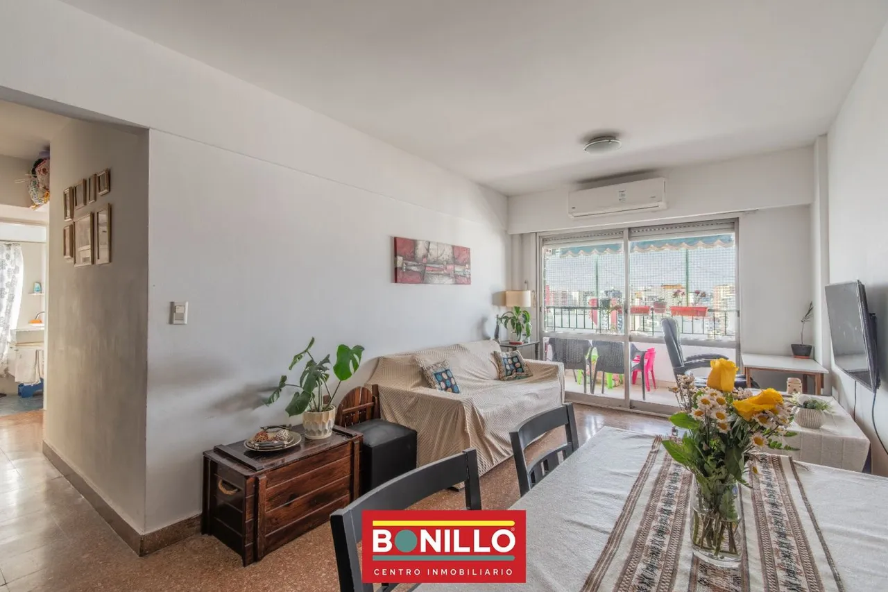 Departamento en Burela 2500