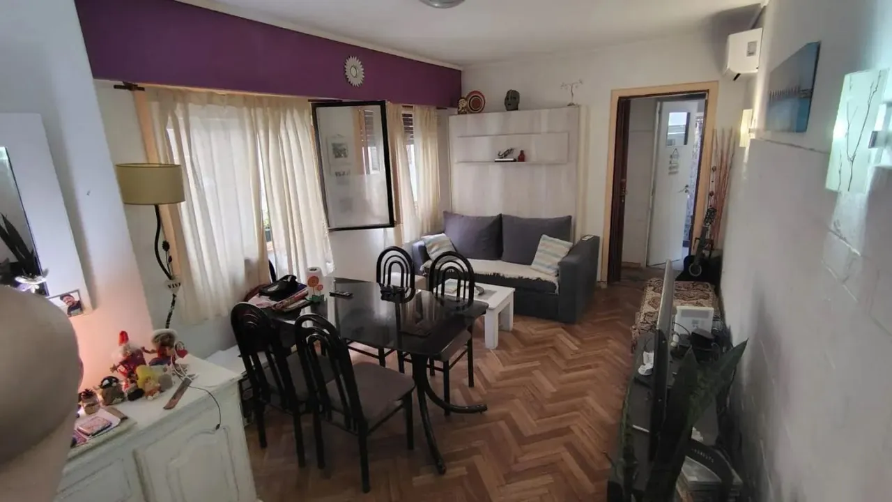 Departamento en Av Segurola 2000