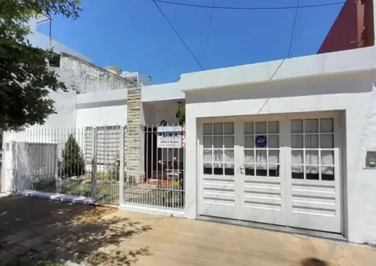 Casa en ENTRE RIOS 100