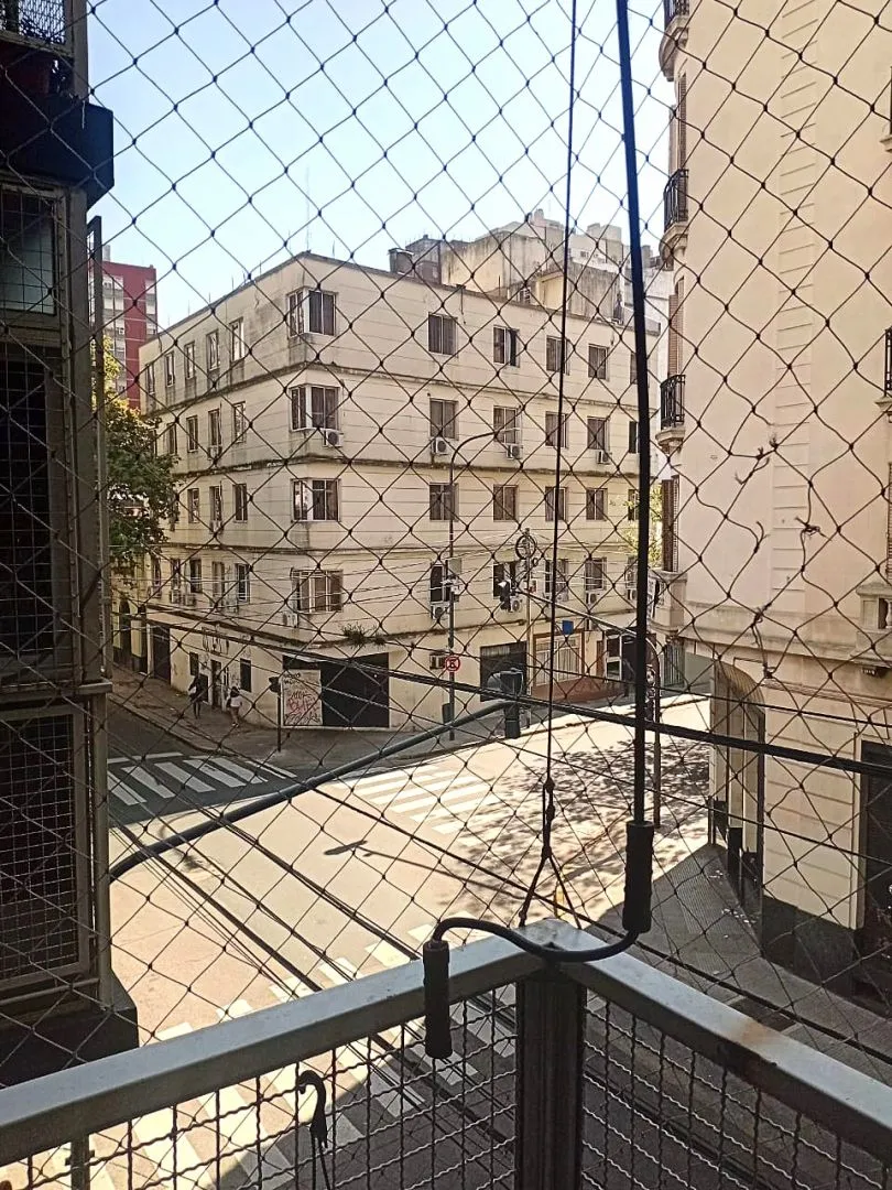 Departamento en Av Hipólito Yri 2900