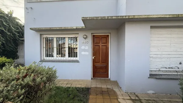 Casa en 27 900