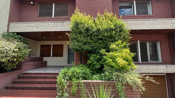 Casa en ARREGUI 4000