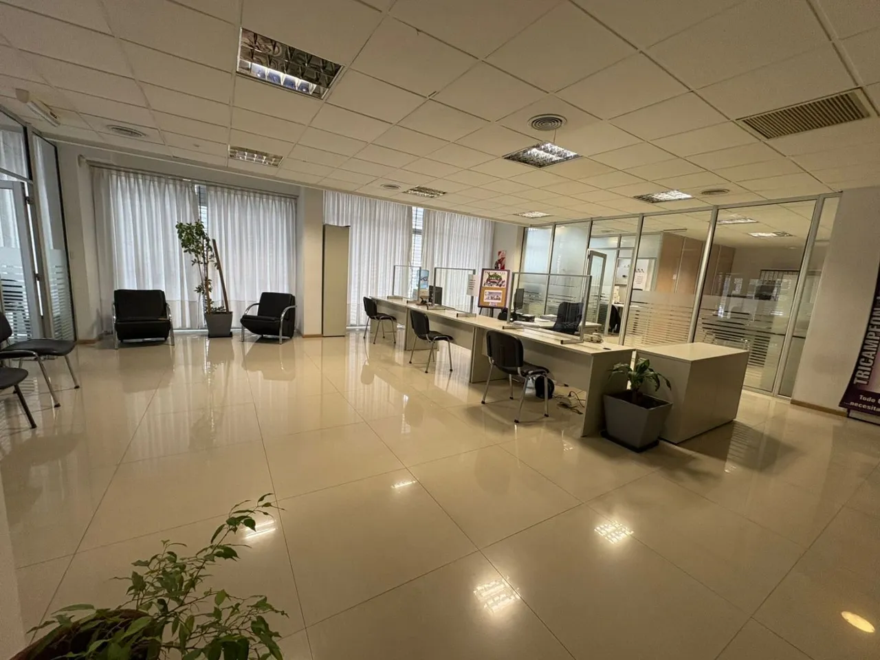 Local Comercial en avenida colon 3000