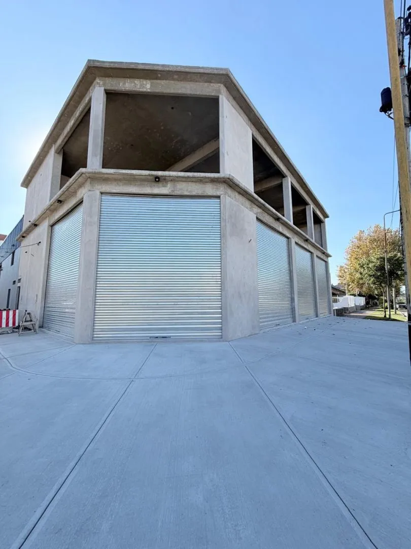 Local Comercial en AVELLANEDA 1000