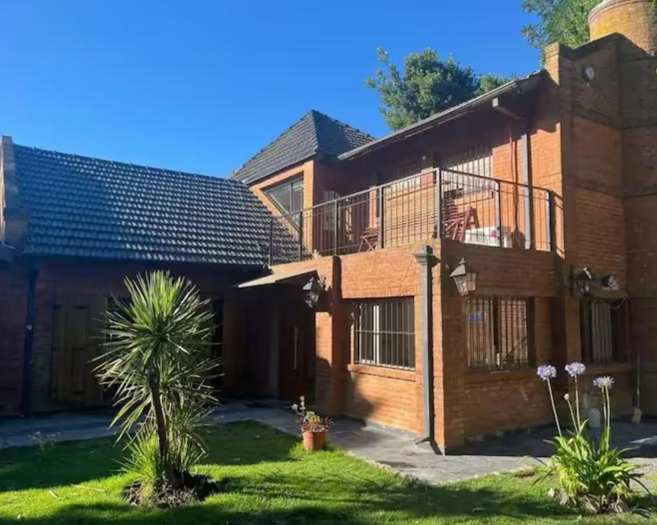 Casa en DEL CIELITO 700