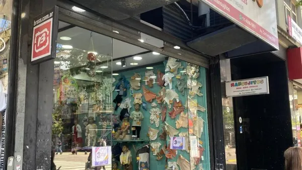 Local Comercial en AV CORRIENTES 2700