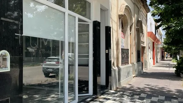 Local Comercial en PELLEGRINI 1800