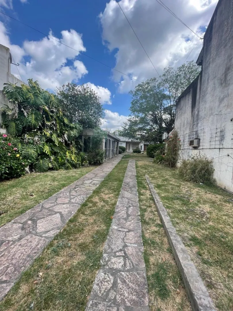 Lote en Jose Maria Paz 100