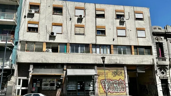 Departamento en ALTE BROWN 800