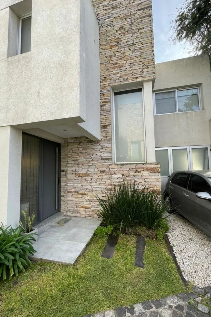Casa en LAS HERAS 700