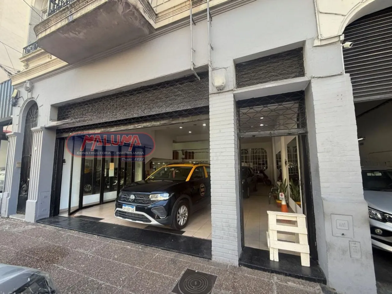 Local Comercial en Av. Rivadavia 10100