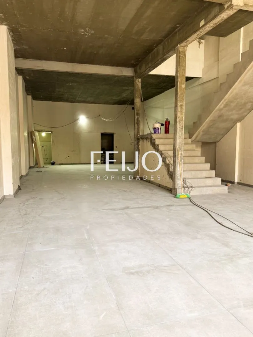 Local Comercial en MONTEAGUDO 2800