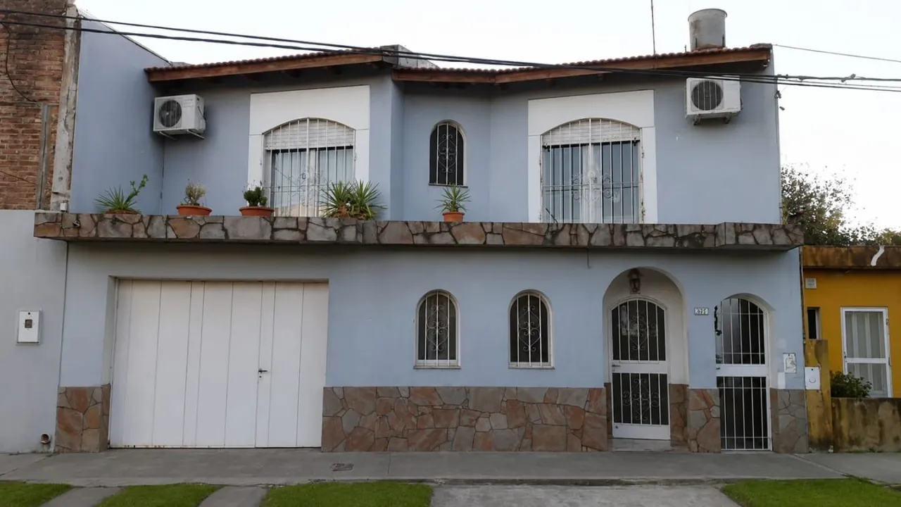 Casa en Padre Carrara 600
