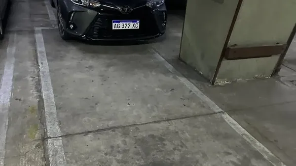 Cochera en Suipacha 200