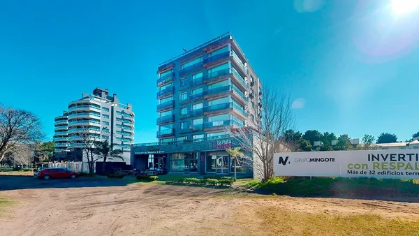 Departamento en Av. Arquitecto J 1500