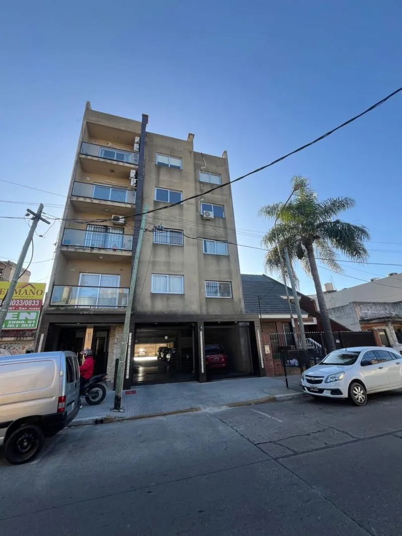 Departamento en juan florio 2800