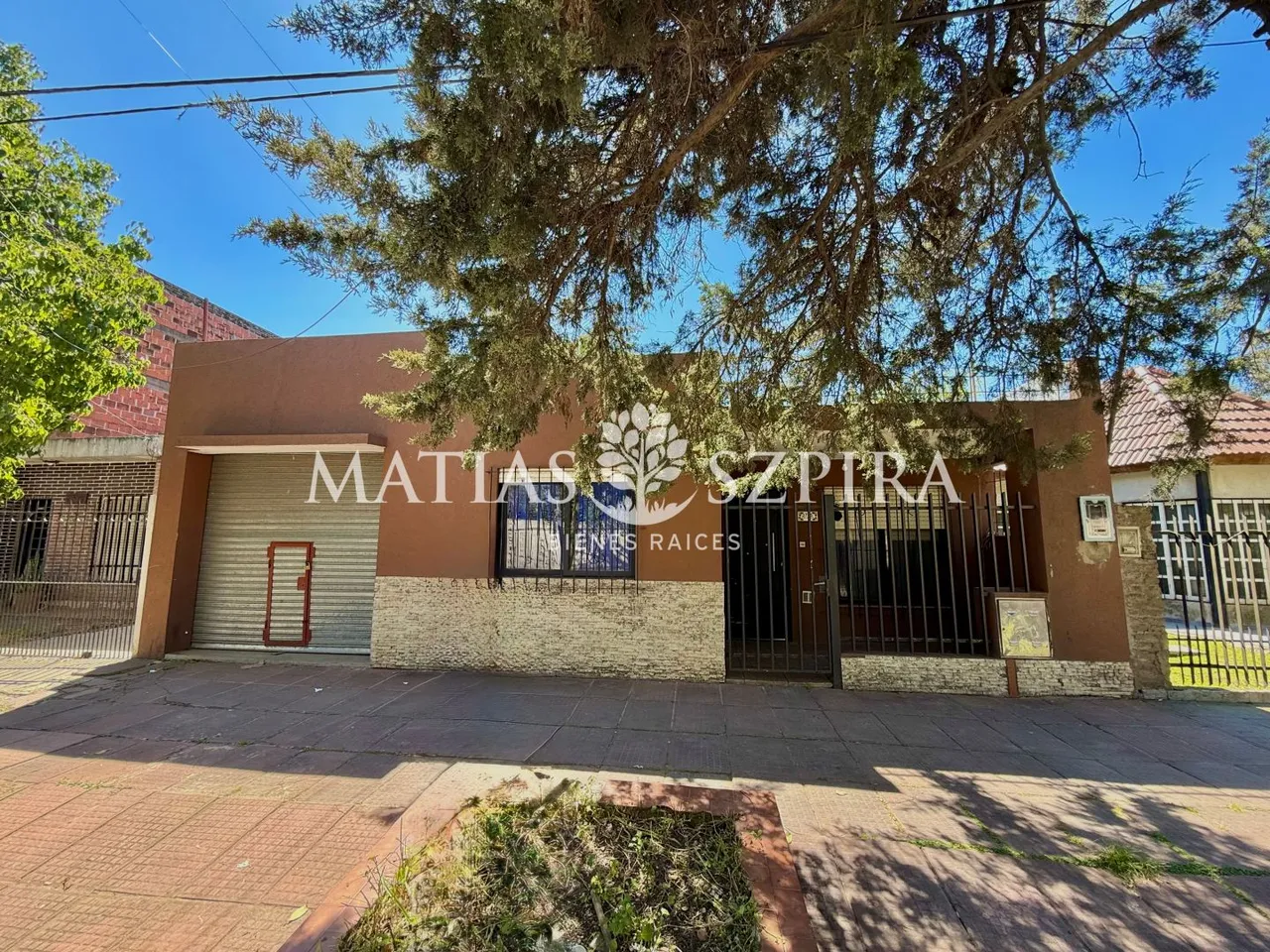 Casa en Del Lazo 3700