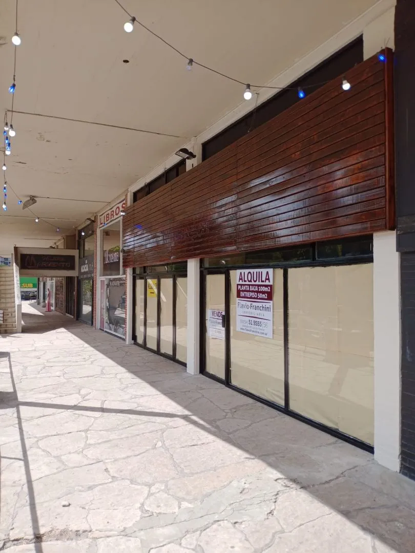 Local Comercial en Jasón 100