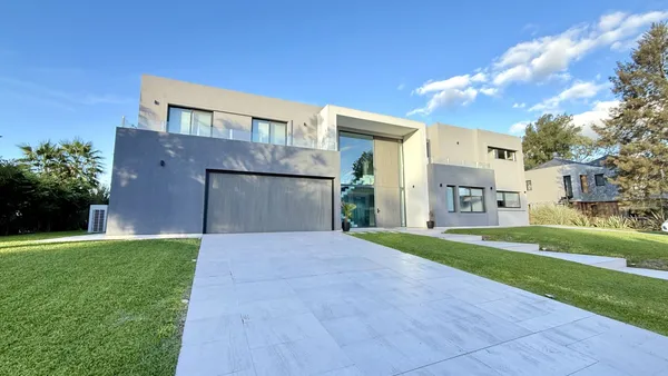 Casa en Saint Thomas Oes