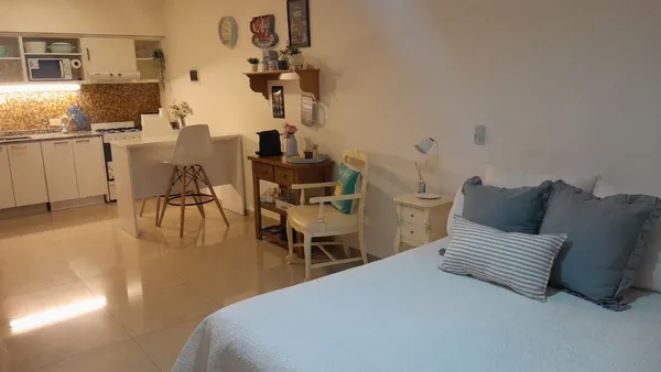 Departamento en CHARLONE 2100