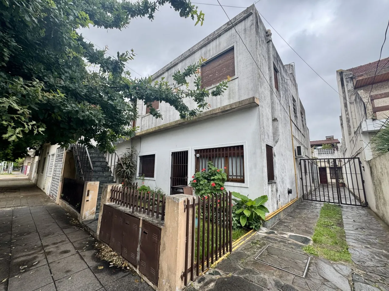 Departamento en Esquiu 4700