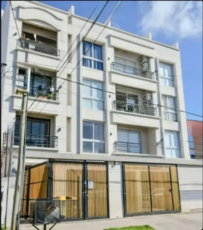 Departamento en Entre Rios 2000