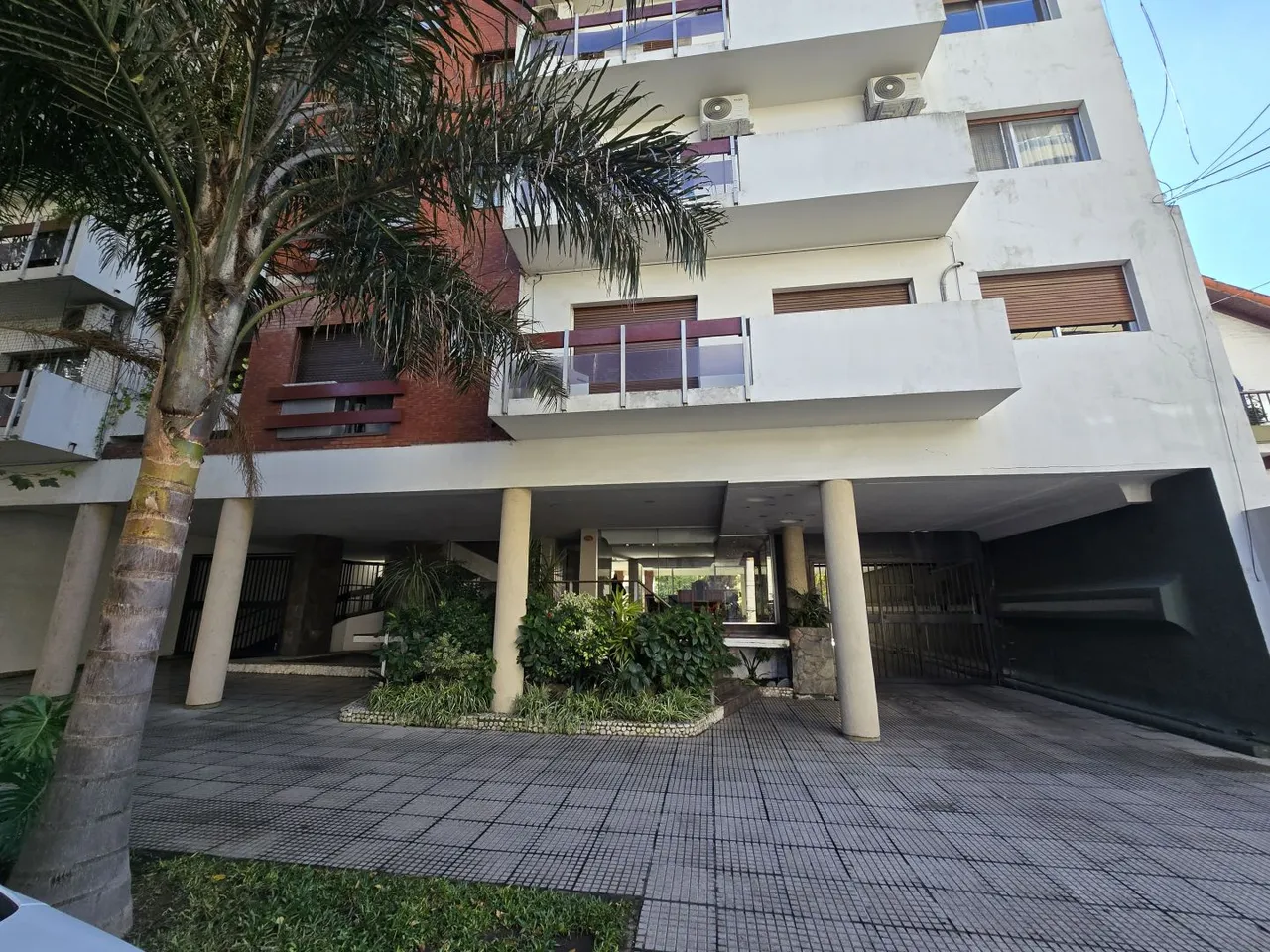Departamento en Francisco Portel 300