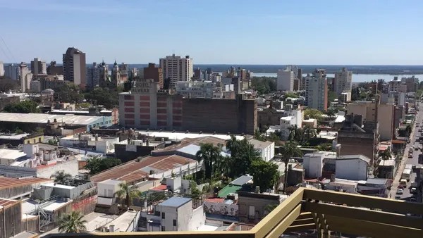 Departamento en Corrientes 100
