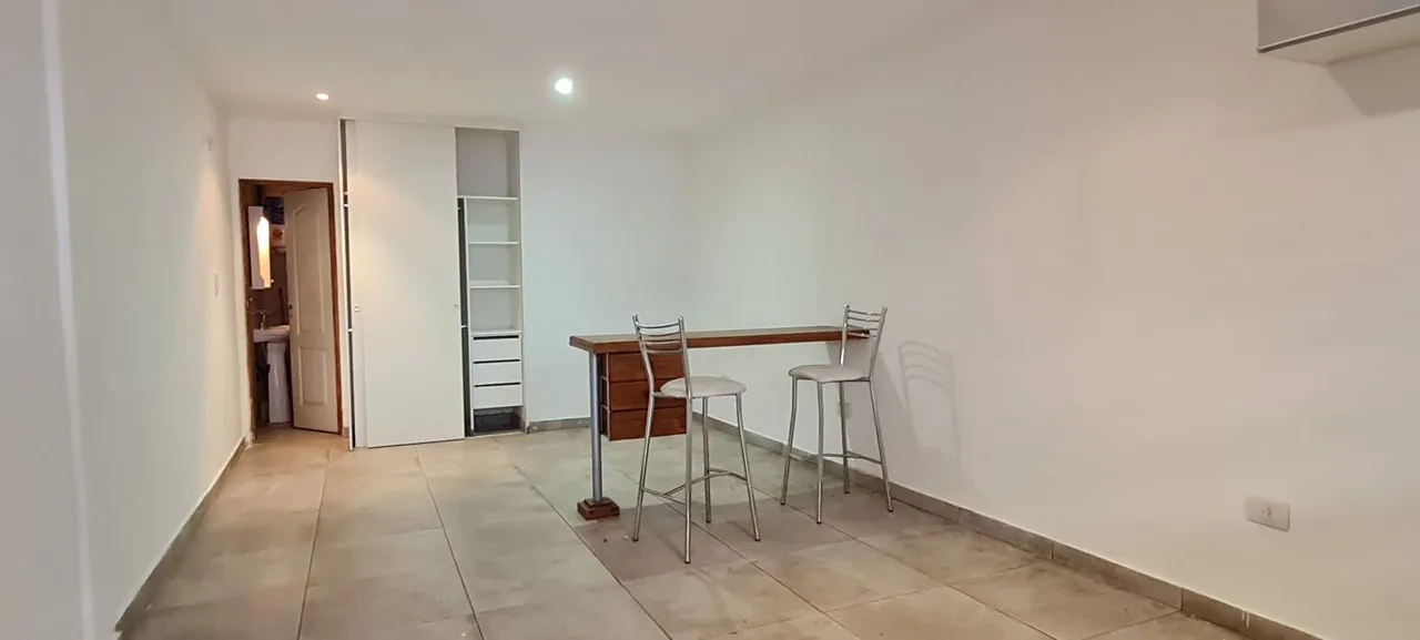 Departamento en AV BARTOLOME MIT 3800