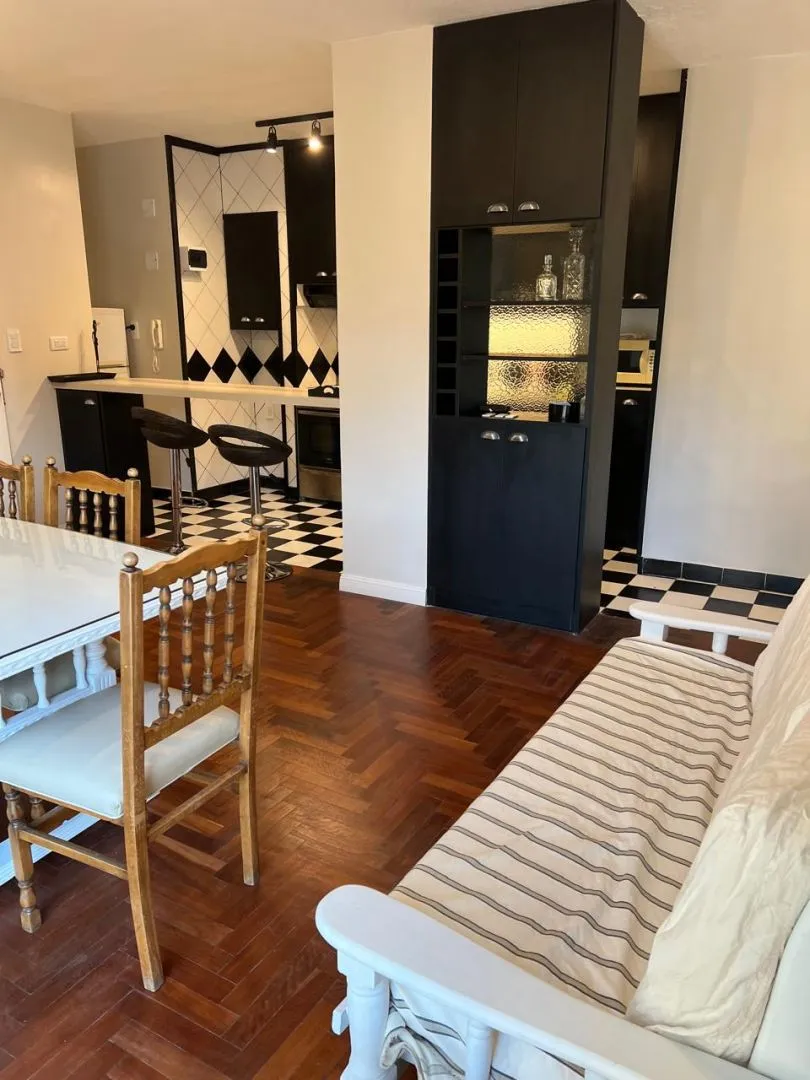 Departamento en CORDOBA 1700