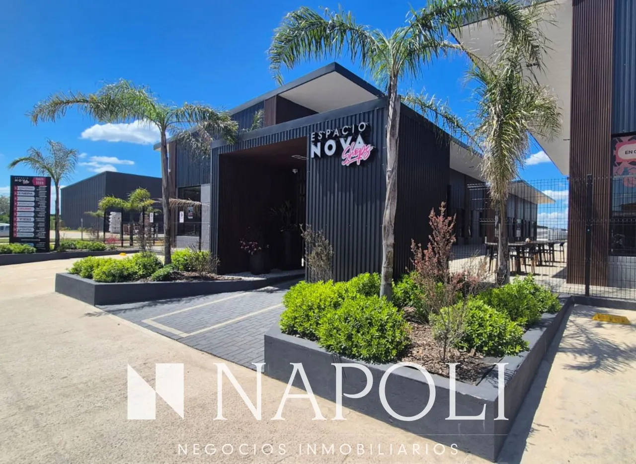 Local Comercial en Perito Moreno 1100