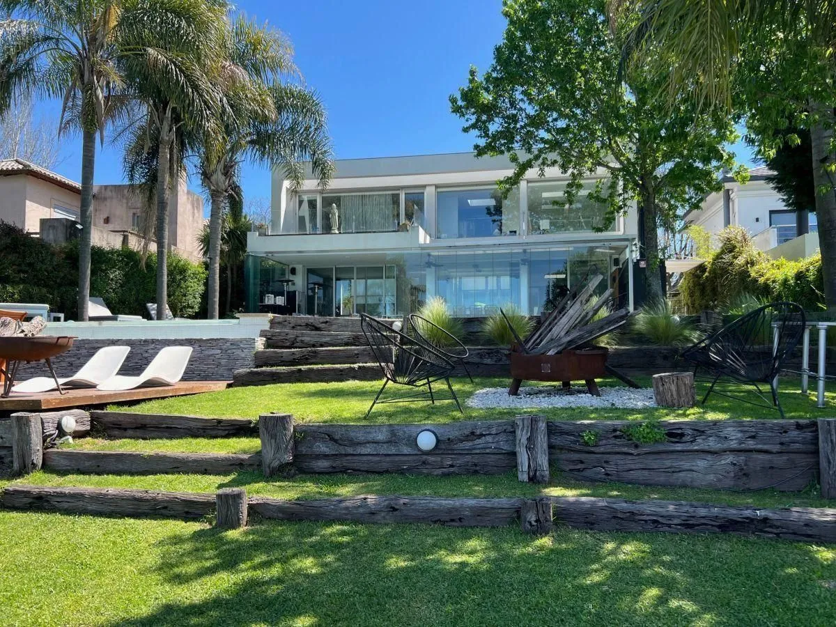 Casa en Corredor Bancala 3900